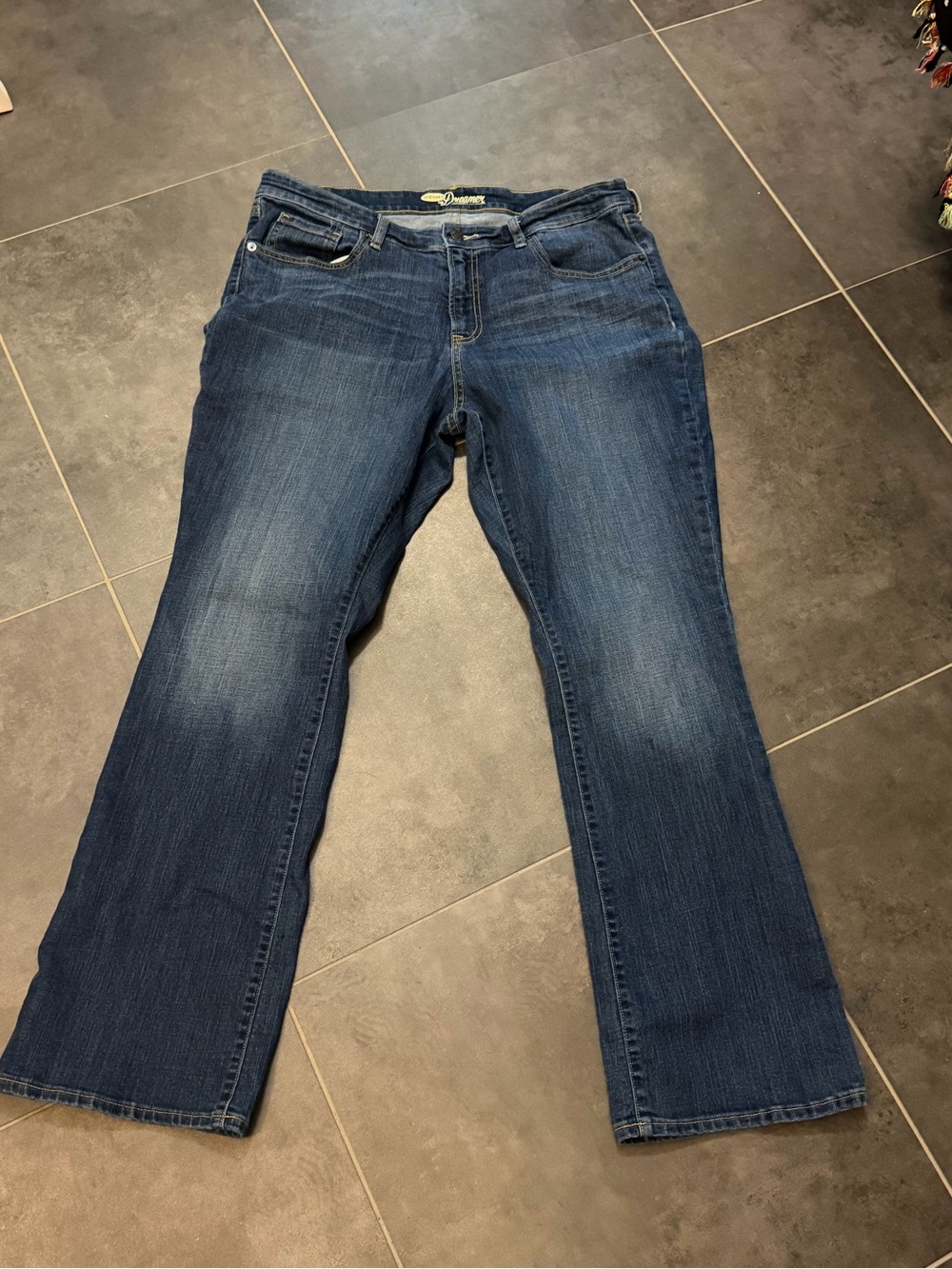Old Navy the dreamer size 16 Women's Dark Blue Flare Jeans